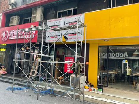 中江制作广告招牌如何避免它发黄？